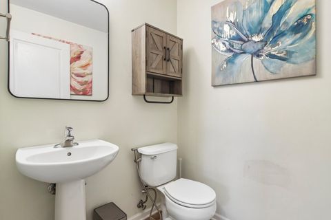 Tiny photo for 916 KINGS CANYON Drive, Streamwood, IL 60107 (MLS # 12652144)