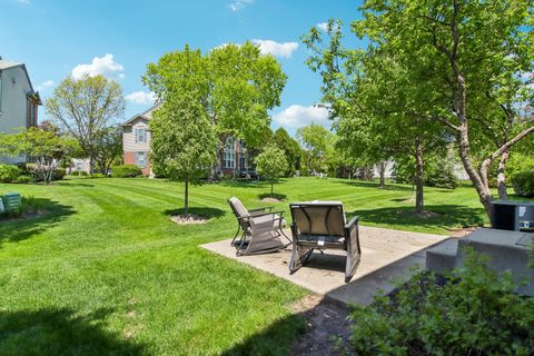 Tiny photo for 916 KINGS CANYON Drive, Streamwood, IL 60107 (MLS # 12652144)