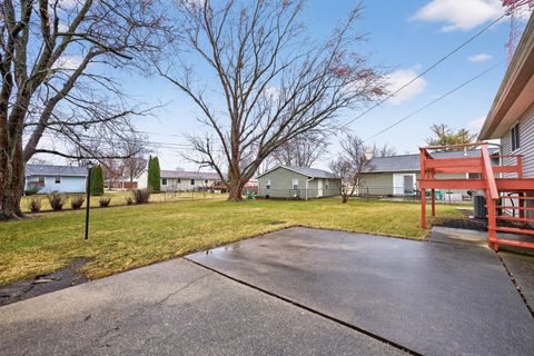 Tiny photo for 623 Colonial Drive, DeKalb, IL 60115 (MLS # 12584123)