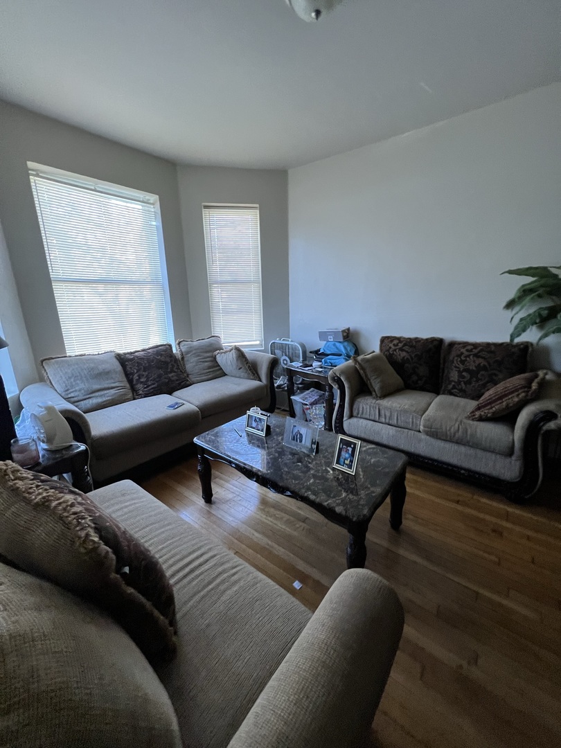 801 S Kedvale Avenue