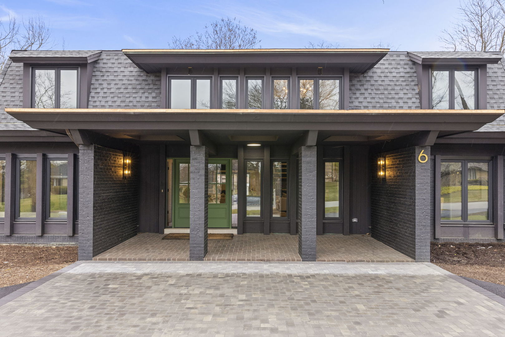 6 Charleton Place