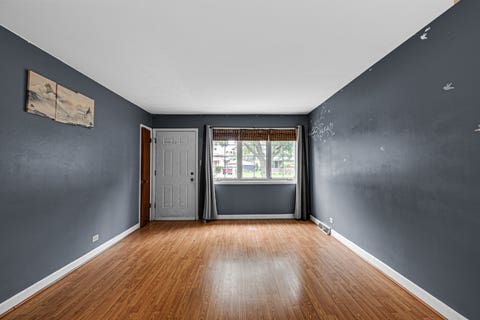 Tiny photo for 16410 Laura Lane, Oak Forest, IL 60452 (MLS # 12733934)