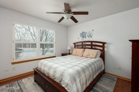 Tiny photo for 907 E Broadway Avenue, Winthrop Harbor, IL 60096 (MLS # 12574593)