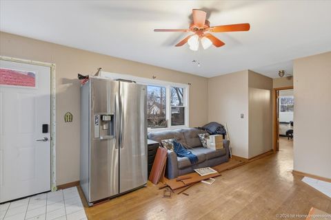 Tiny photo for 7817 W 98th Place, Hickory Hills, IL 60457 (MLS # 12611426)