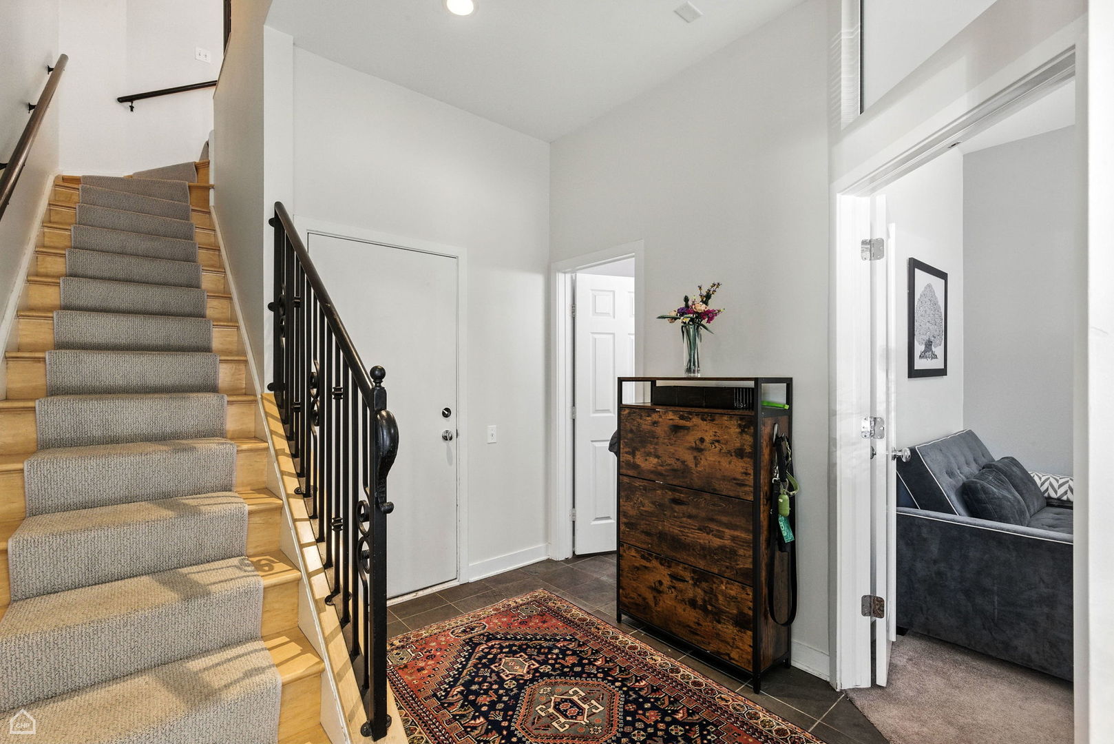 1258 W Cottage Place