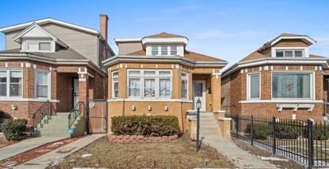 Photo of 1228 W 96th Street, Chicago, IL 60643 (MLS # 12650503)