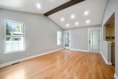 Tiny photo for 14 Buchanan Lane, Streamwood, IL 60107 (MLS # 12448200)