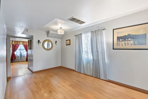 Tiny photo for 505 154TH Place, Calumet City, IL 60409 (MLS # 12552831)