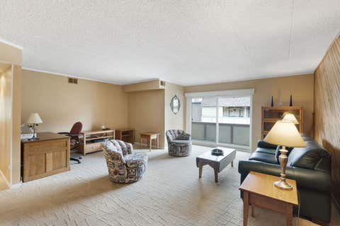 Tiny photo for 437 Cavalier Court #310, Dundee, IL 60118 (MLS # 12714018)