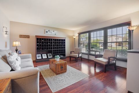 Tiny photo for 974 Yorkshire Drive, Hanover Park, IL 60133 (MLS # 12644405)