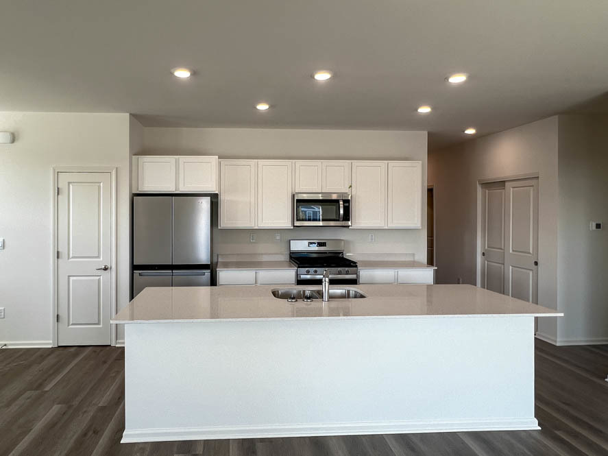 1057 Williamsburg Street