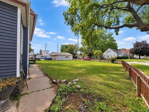 Tiny photo for 2815 Boies Avenue, Davenport, IA 52802 (MLS # 12759118)