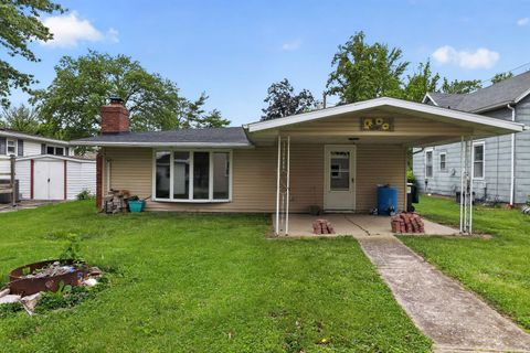 Tiny photo for 812 N 5th Street, Breese, IL 62230 (MLS # 12653090)