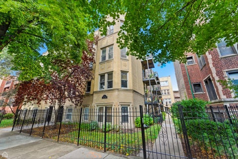 Photo of 1258 W WINONA Street #4B, Chicago, IL 60640 (MLS # 12763794)