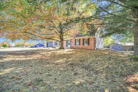 Tiny photo for 10 Dunlap Woods, Sidney, IL 61877 (MLS # 12502300)