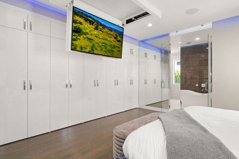 Tiny photo for 1624 W Pierce Avenue, Chicago, IL 60622 (MLS # 12346346)