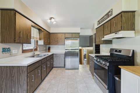 Tiny photo for 4158 W Prairie Drive, Alsip, IL 60803 (MLS # 12742667)
