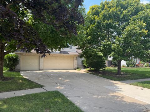 Tiny photo for 1715 Pembrook Court, Plainfield, IL 60586 (MLS # 12440422)