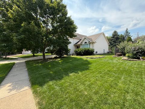 Tiny photo for 1715 Pembrook Court, Plainfield, IL 60586 (MLS # 12440422)