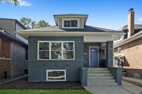 6144 N Maplewood Avenue Chicago IL 60659
