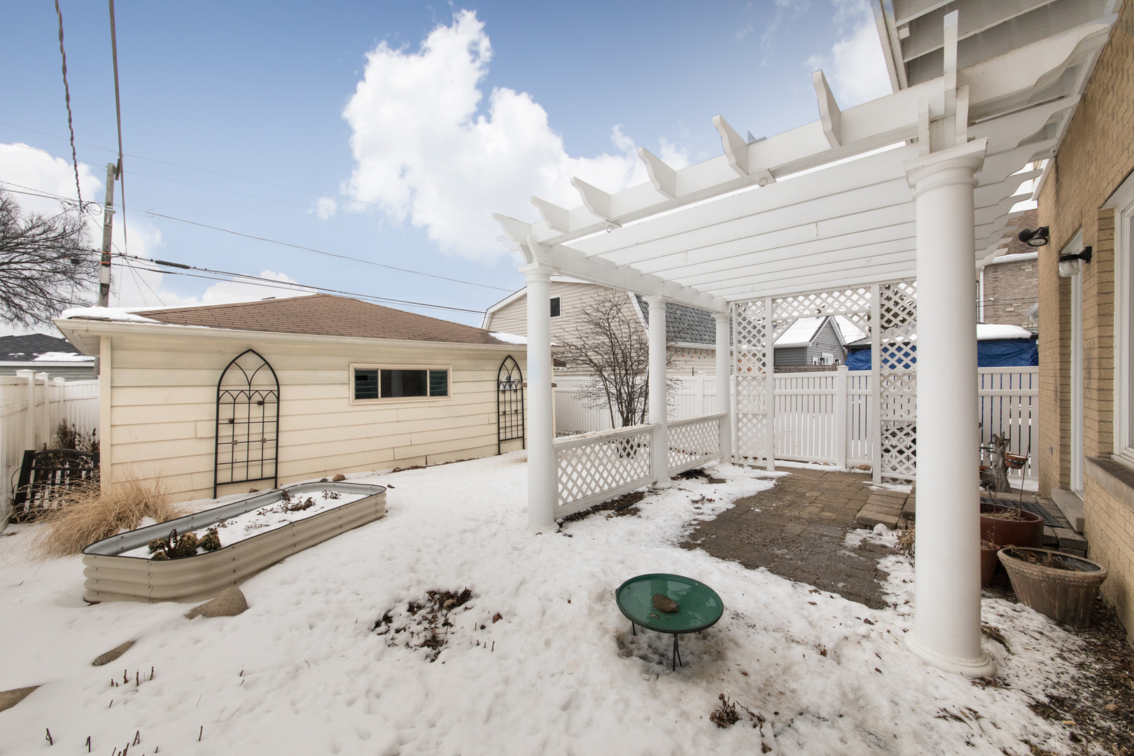 7417 N Oleander Avenue