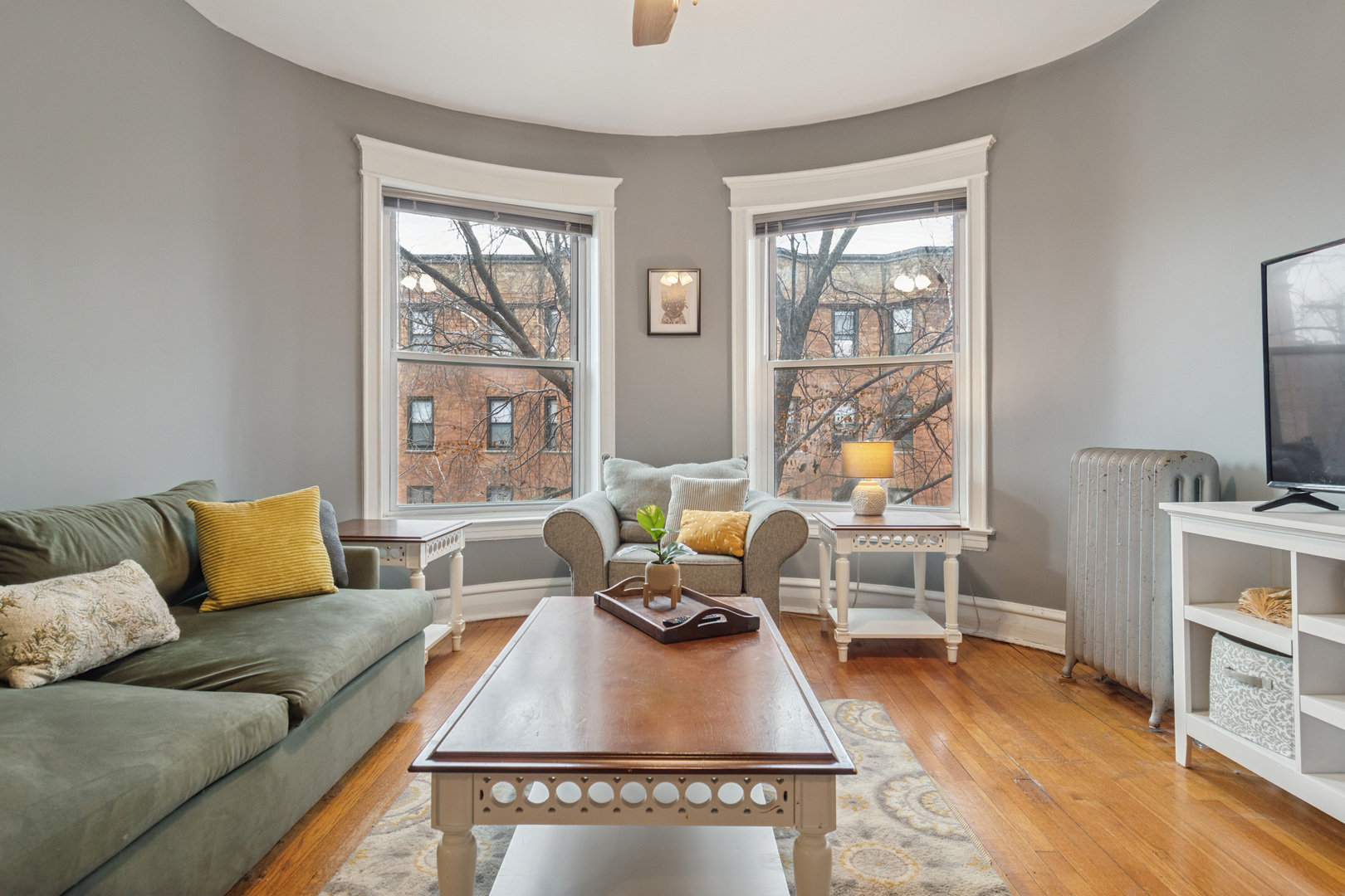 3839 N Wilton Avenue 2