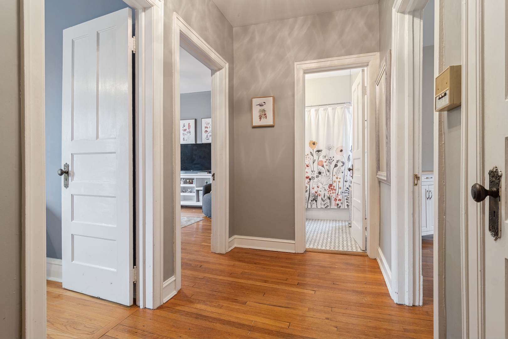 3839 N Wilton Avenue 2