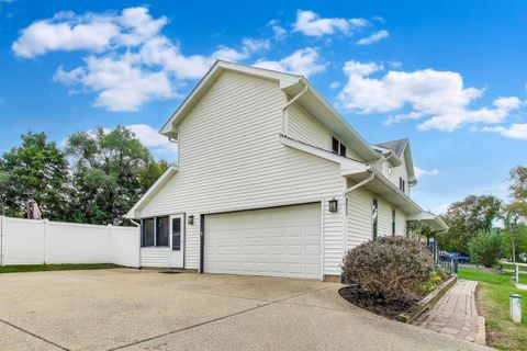 Tiny photo for 40217 N SIBLEY Drive, Antioch, IL 60002 (MLS # 12492231)
