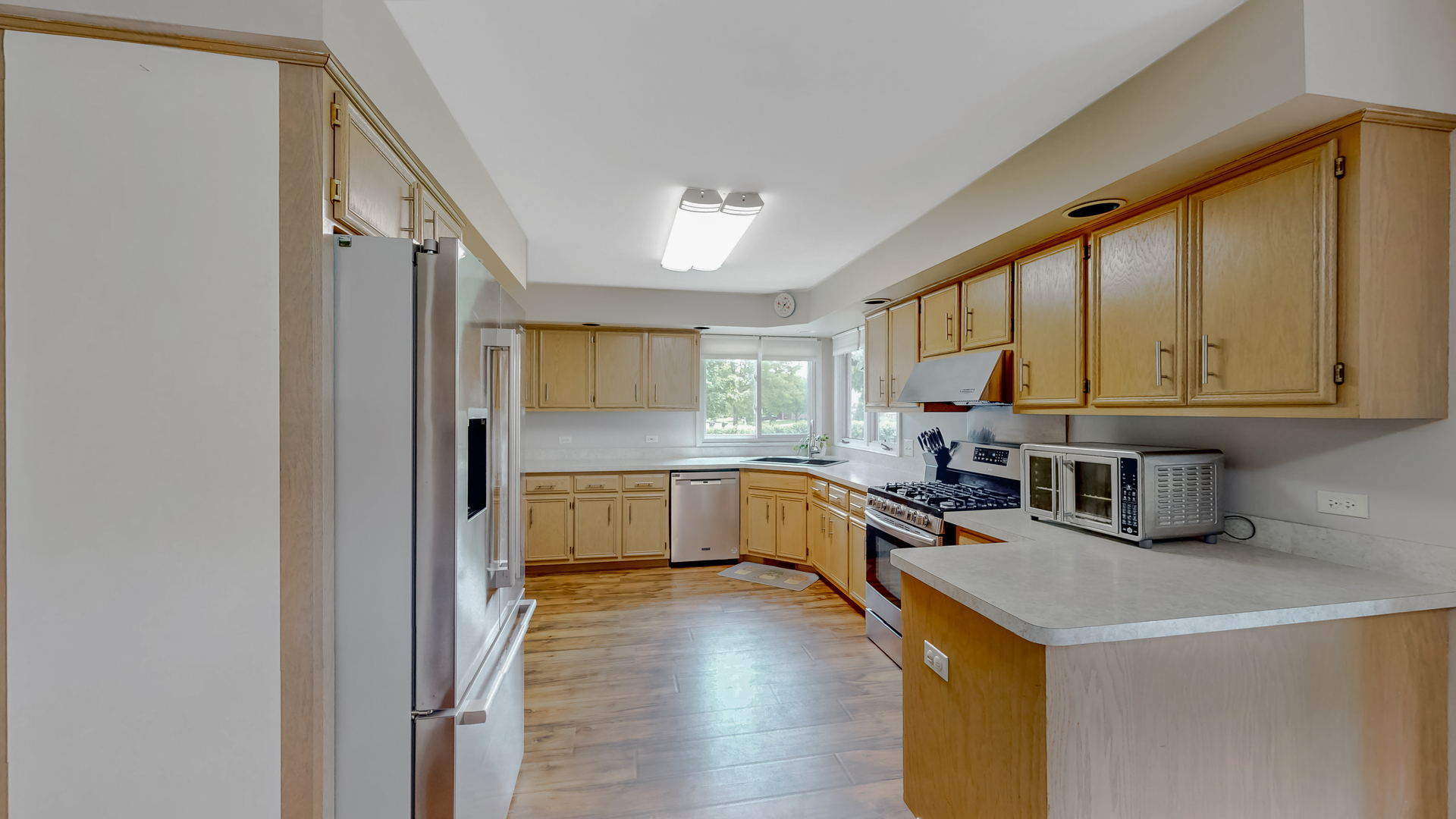3527 Hobbes Drive