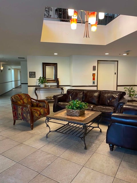 Tiny photo for 815 Leicester Road #214A, Elk Grove Village, IL 60007 (MLS # 12710503)