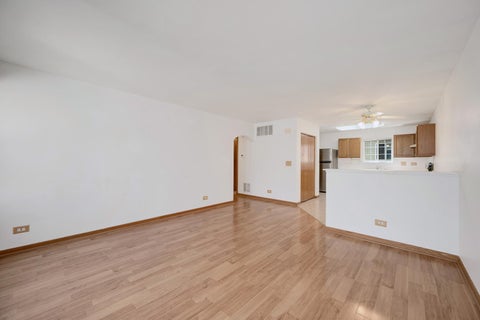 Tiny photo for 353 Ogden Falls Boulevard #353, Oswego, IL 60543 (MLS # 12739383)