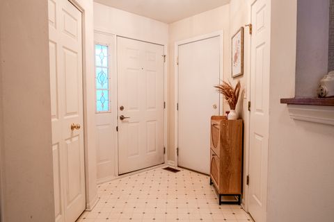 Tiny photo for 142 Kennebunk Court, Glendale Heights, IL 60139 (MLS # 12589251)