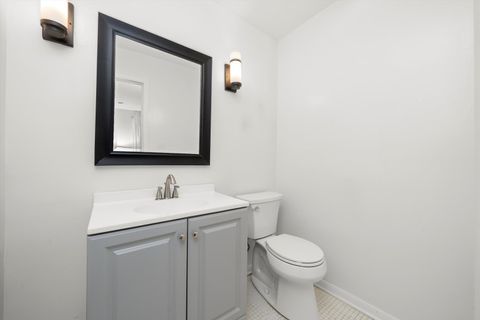 Tiny photo for 222 Washington Boulevard #101, Oak Park, IL 60302 (MLS # 12501962)