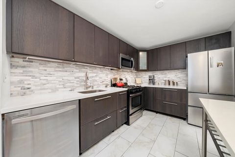 Tiny photo for 222 Washington Boulevard #101, Oak Park, IL 60302 (MLS # 12501962)