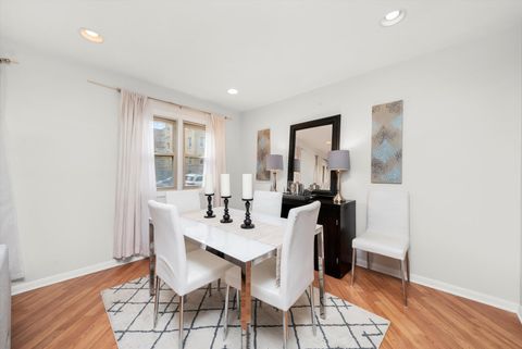 Tiny photo for 222 Washington Boulevard #101, Oak Park, IL 60302 (MLS # 12501962)