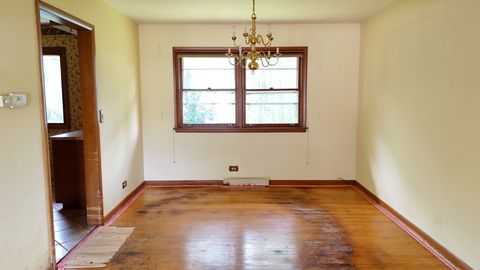 Tiny photo for 494 E Atwood Court, Elmhurst, IL 60126 (MLS # 12383051)