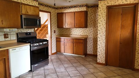 Tiny photo for 494 E Atwood Court, Elmhurst, IL 60126 (MLS # 12383051)