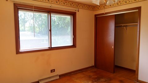 Tiny photo for 494 E Atwood Court, Elmhurst, IL 60126 (MLS # 12383051)