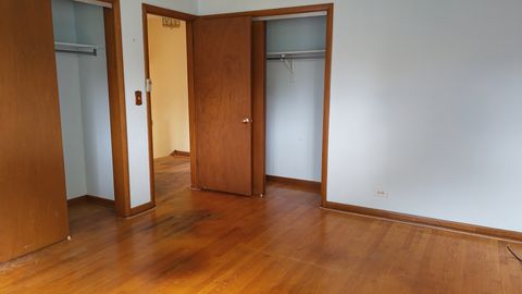 Tiny photo for 494 E Atwood Court, Elmhurst, IL 60126 (MLS # 12383051)