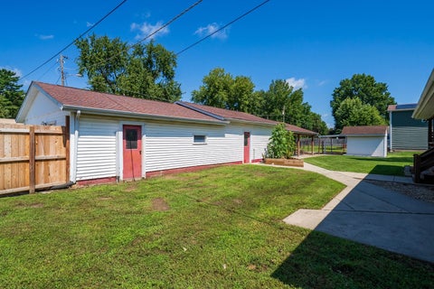 Tiny photo for 558 10th Street, Lincoln, IL 62656 (MLS # 12736743)