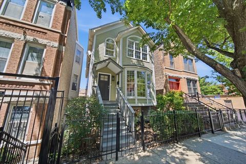 Photo of 1614 W Wabansia Avenue, Chicago, IL 60622 (MLS # 12673463)