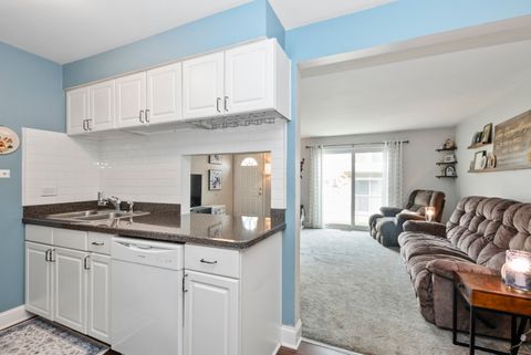 Tiny photo for 7934 164th Place #7934, Tinley Park, IL 60477 (MLS # 12618552)