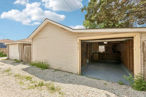 Tiny photo for 4163 Eberly Avenue, Brookfield, IL 60513 (MLS # 12714281)