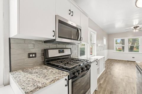 Tiny photo for 4163 Eberly Avenue, Brookfield, IL 60513 (MLS # 12714281)
