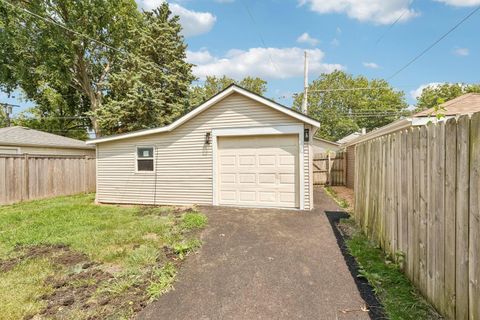 Tiny photo for 4163 Eberly Avenue, Brookfield, IL 60513 (MLS # 12714281)