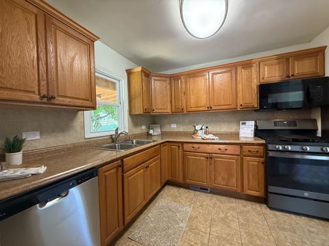 Tiny photo for 1724 Lotus Drive, Round Lake Heights, IL 60073 (MLS # 12494091)