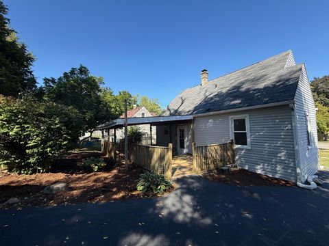 Tiny photo for 1724 Lotus Drive, Round Lake Heights, IL 60073 (MLS # 12494091)