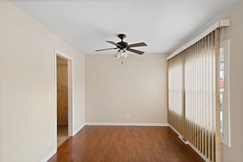 Tiny photo for 2011 Georgetown Lane, Waukegan, IL 60085 (MLS # 12532530)