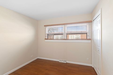 Tiny photo for 2011 Georgetown Lane, Waukegan, IL 60085 (MLS # 12532530)