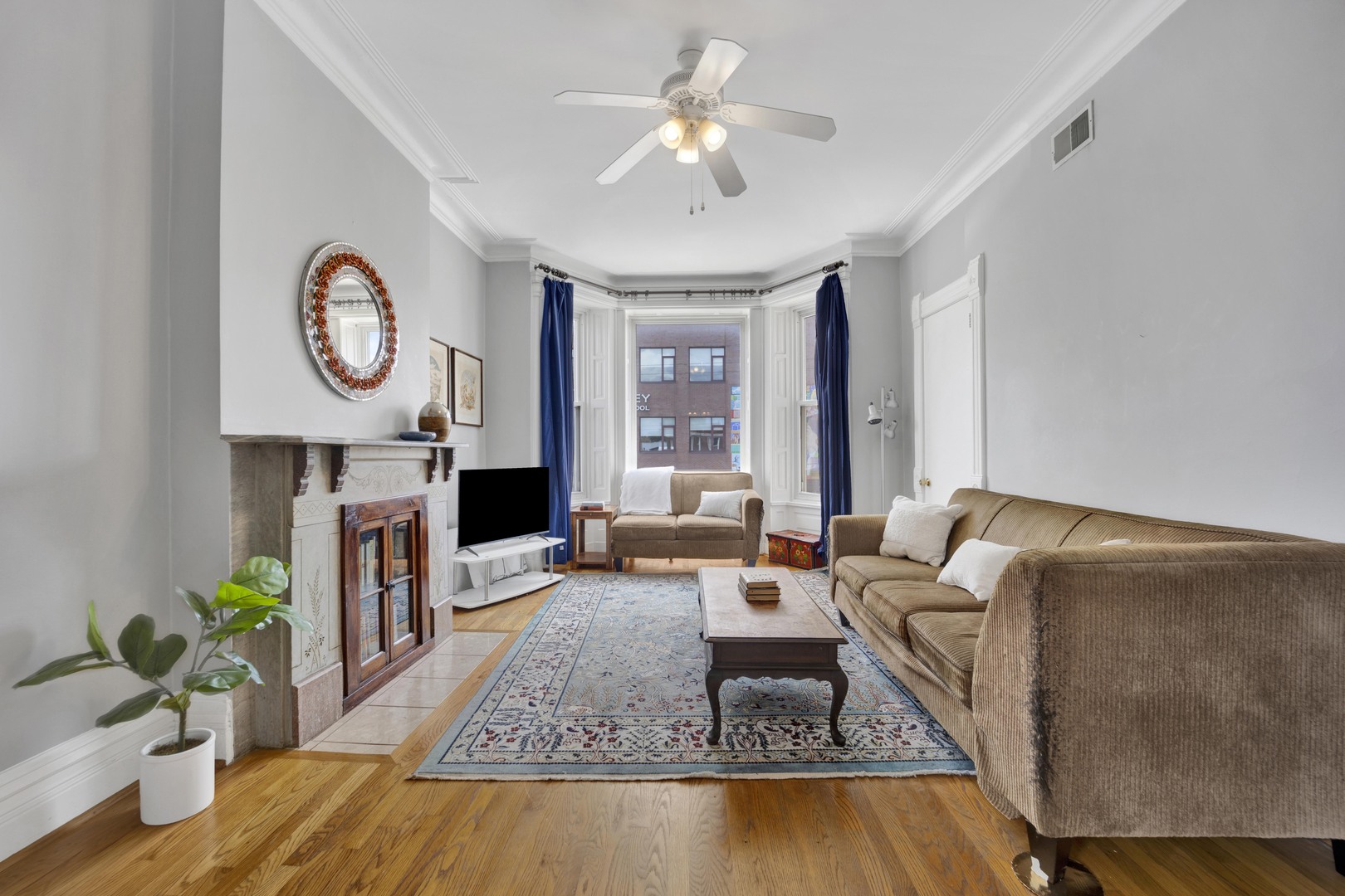 1848 W Cermak Road 3
